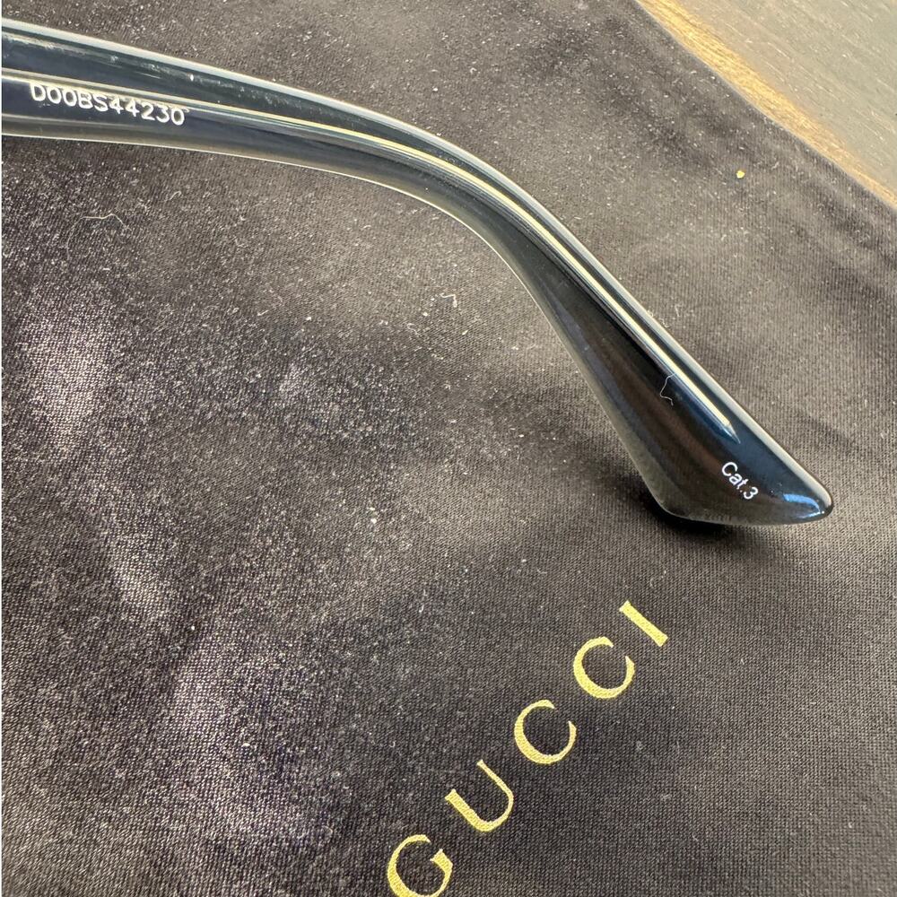 GUCCI Rectangle Wayfarer Red‎ & Green Logo Sunglasses - Picture 7 of 10